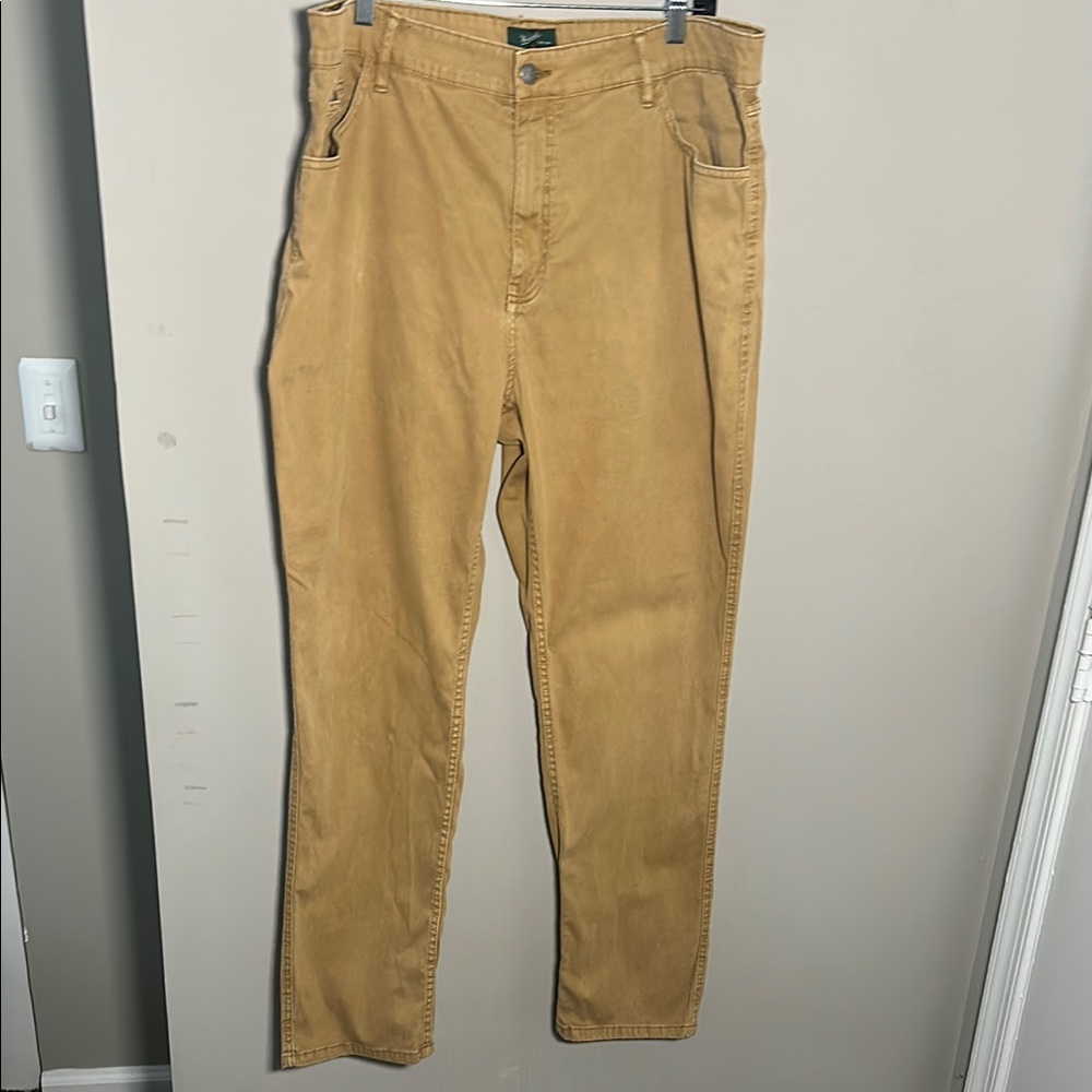 Woolrich Men's Tan khaki Pants